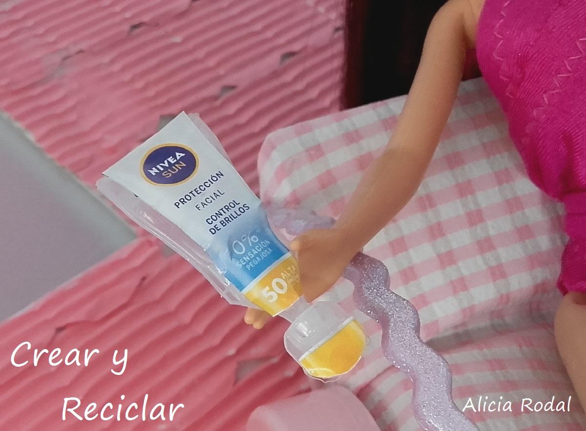 6 ideas de MINIATURAS de productos de MUÑECAS para la piscina DIY con reciclaje