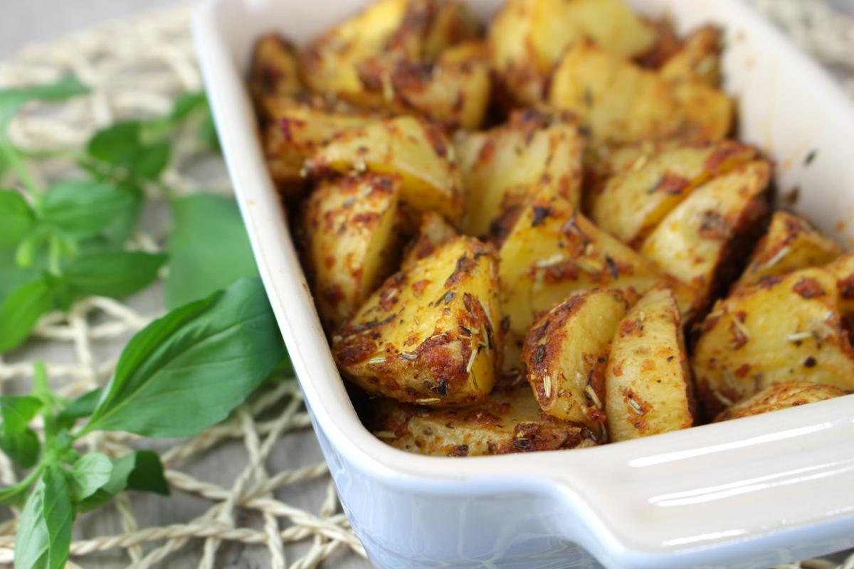Patatas deluxe o patatas cajún al microondas