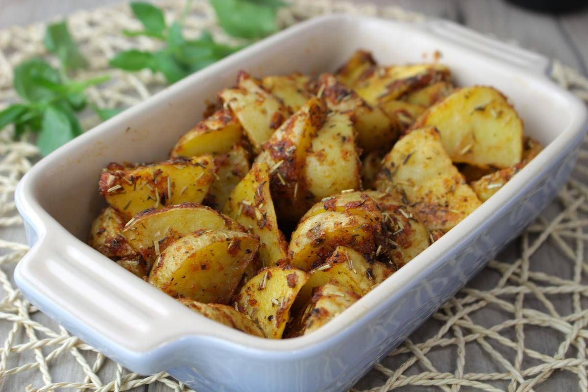 Patatas deluxe o patatas cajún al microondas