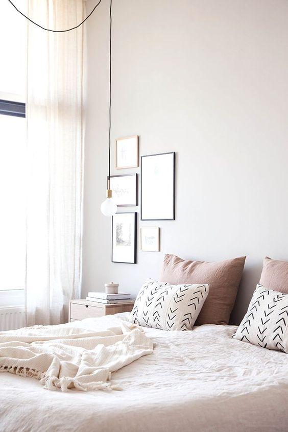 colgar una bulb lamp