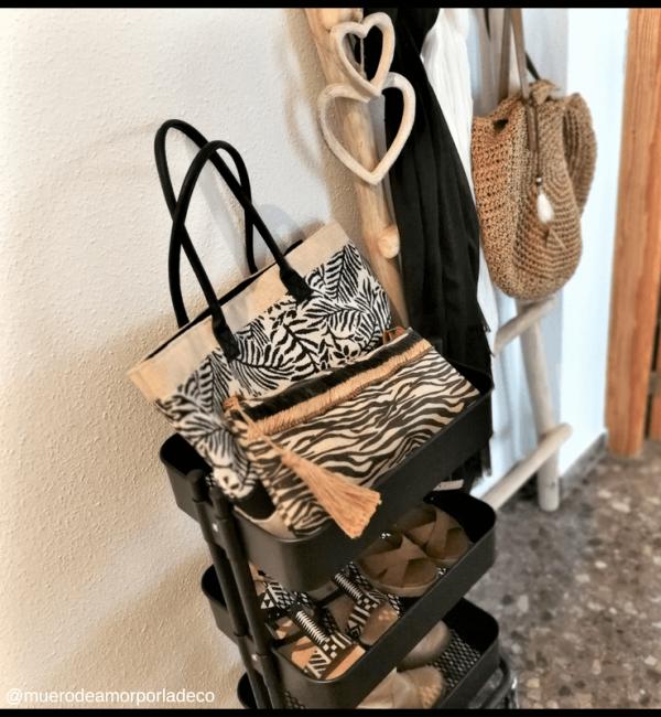 carro-de-cocina-raskog-de-ikea-para-bolsos-zapatos