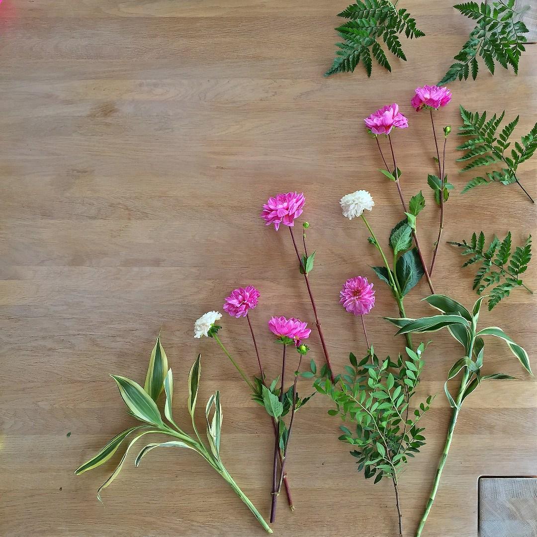 floral composition 3