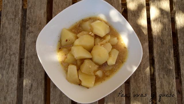 patatas-guisadas-crockpot-panuvasyqueso