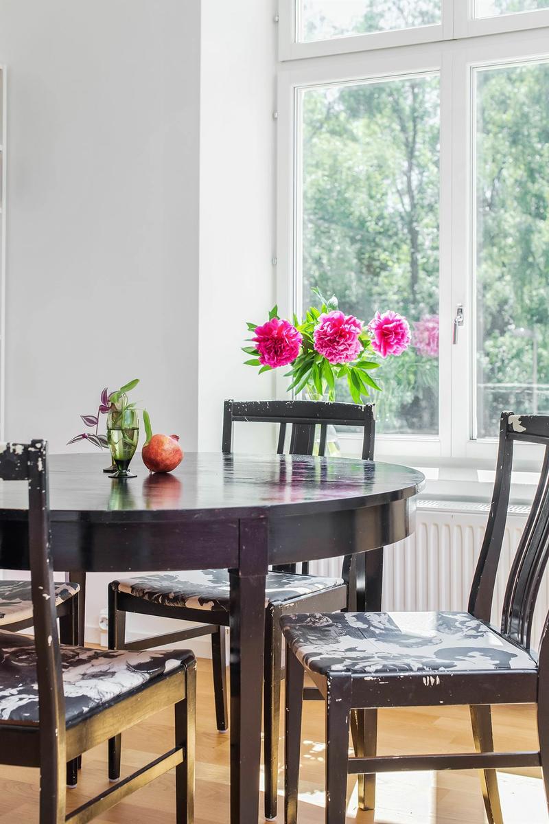 BEAUTIFUL PINK SOFA DECOR 14