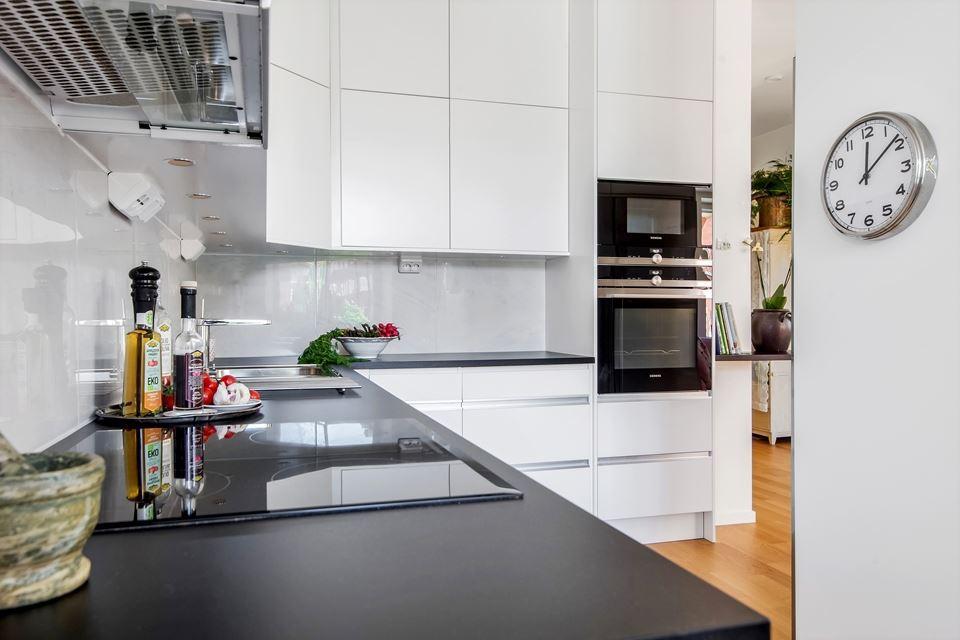 BEAUTIFUL PINK SOFA DECOR 04