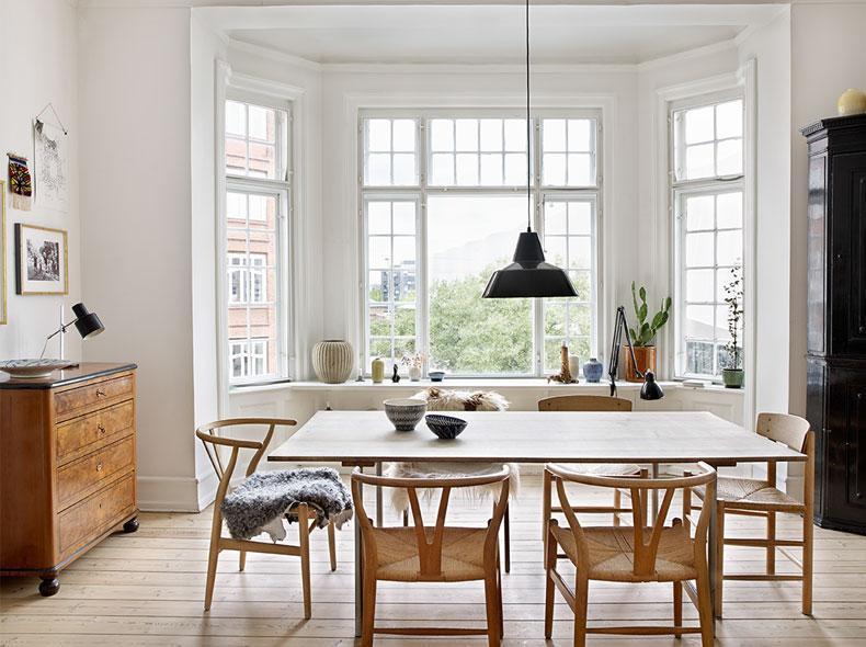 AN APARTMENT AS A SHOWROOM 01