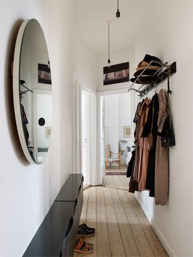 AN APARTMENT AS A SHOWROOM 17