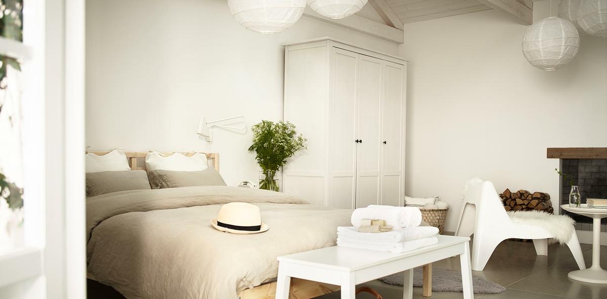 dormitorio colores blancos