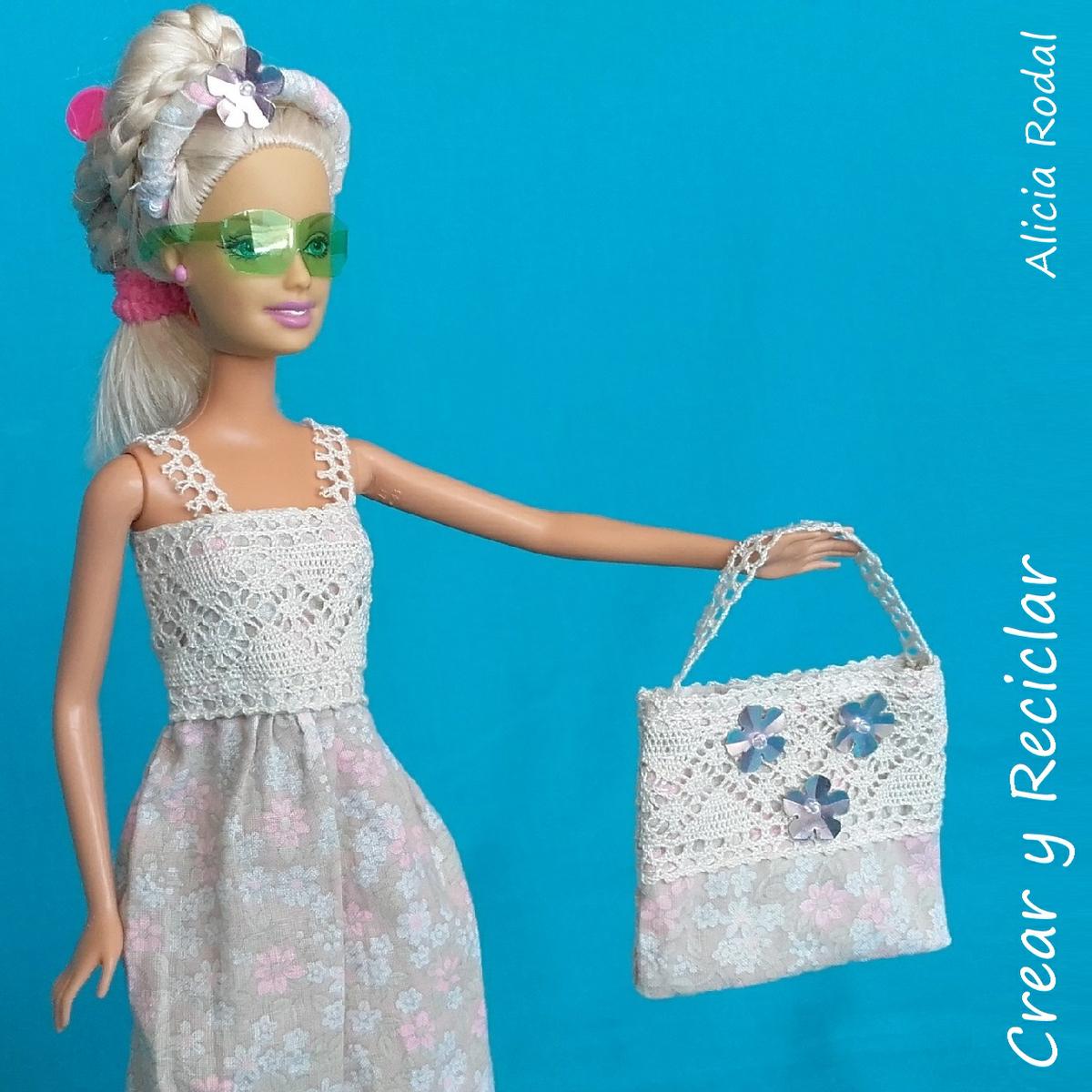 Zapatos y bolsos para muñecas con retales DIY