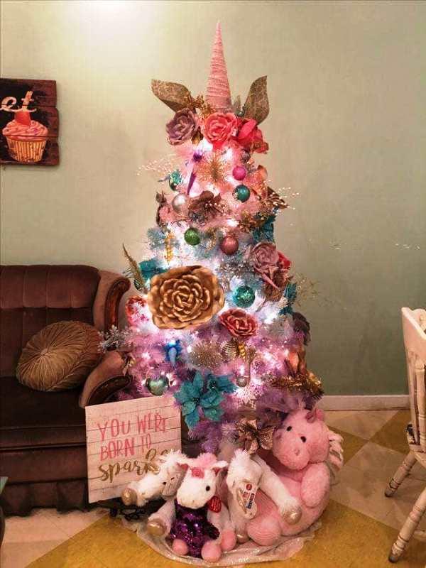 Unicornio magico arbol de navidad