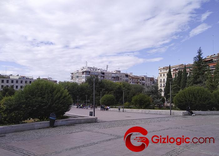 Hisense Infinity H12