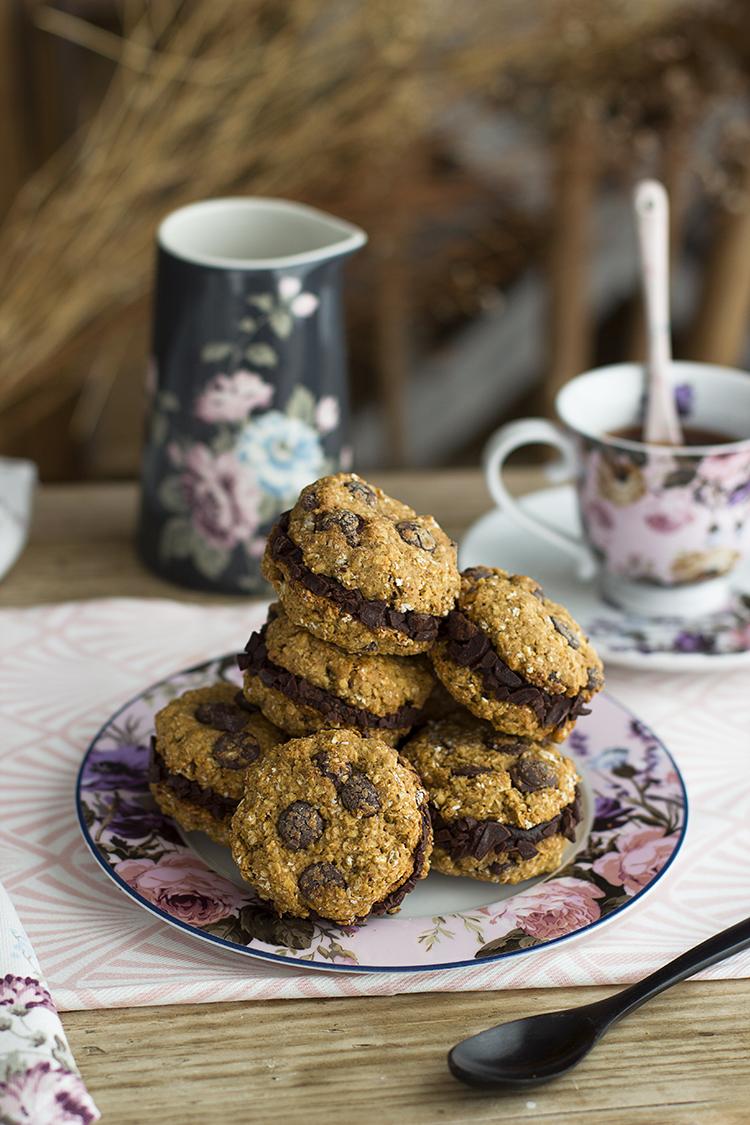 Cookies rellenas con Chips de Chocolate Galletas Saludables