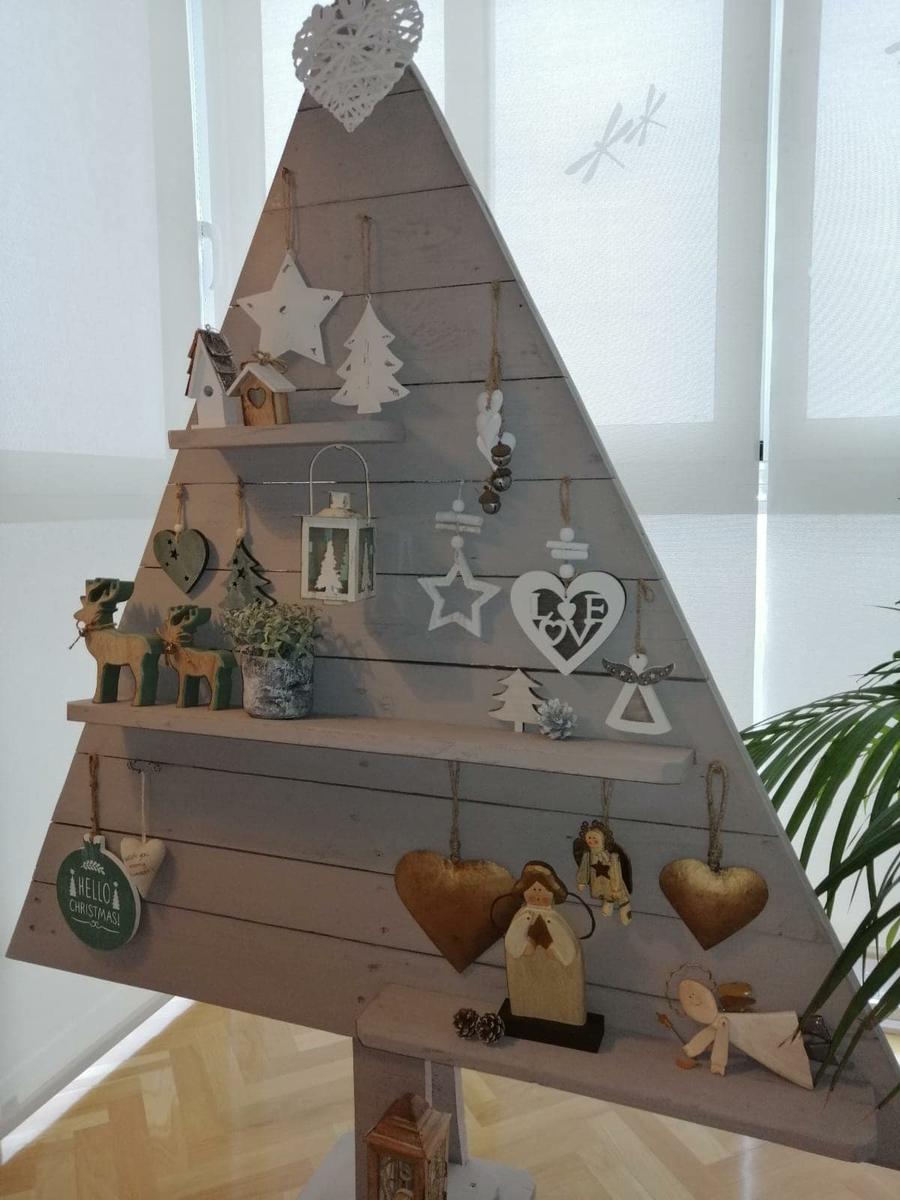 árbol de Navidad con palets