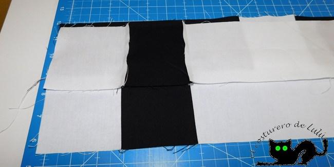 Colocamos la tercera tira sobre las anteriores