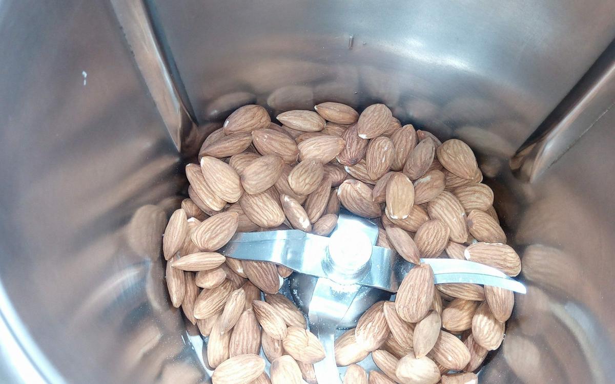 Picar las almendras con la Thermomix
