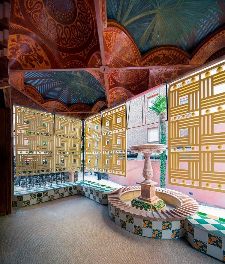 casa-vicens-antoni-gaudi-fuente