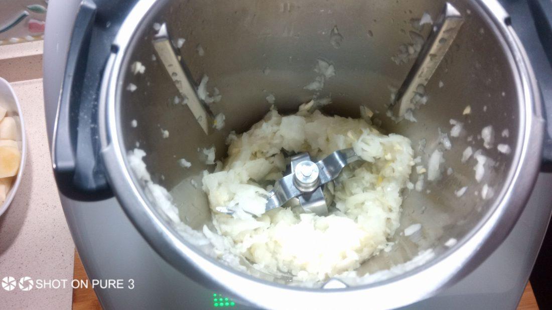 Trocear ajo en la Thermomix tm5