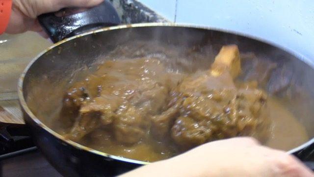Salsa y codillos integrados