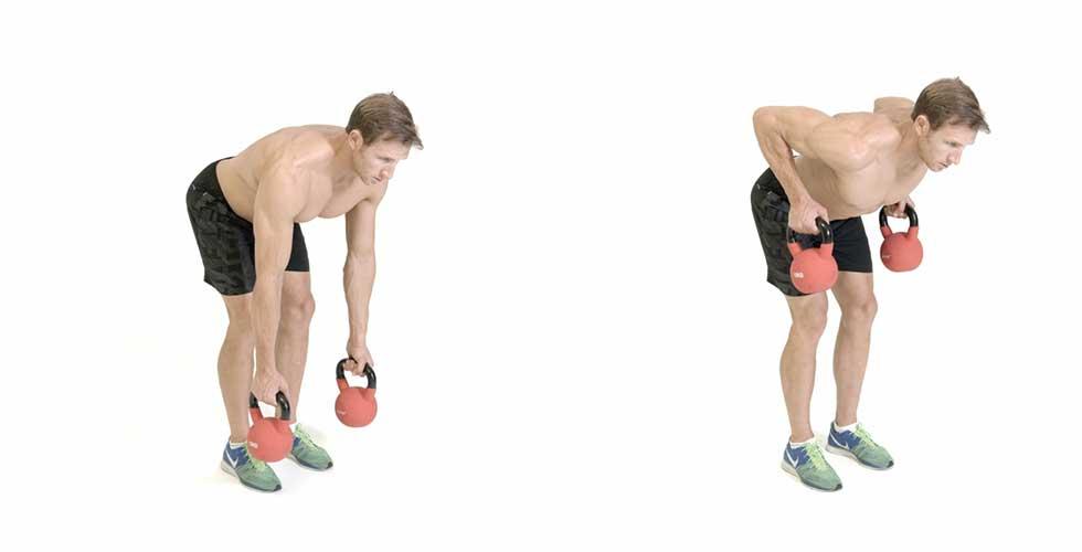 ejercicio de remo al pecho con kettelbell