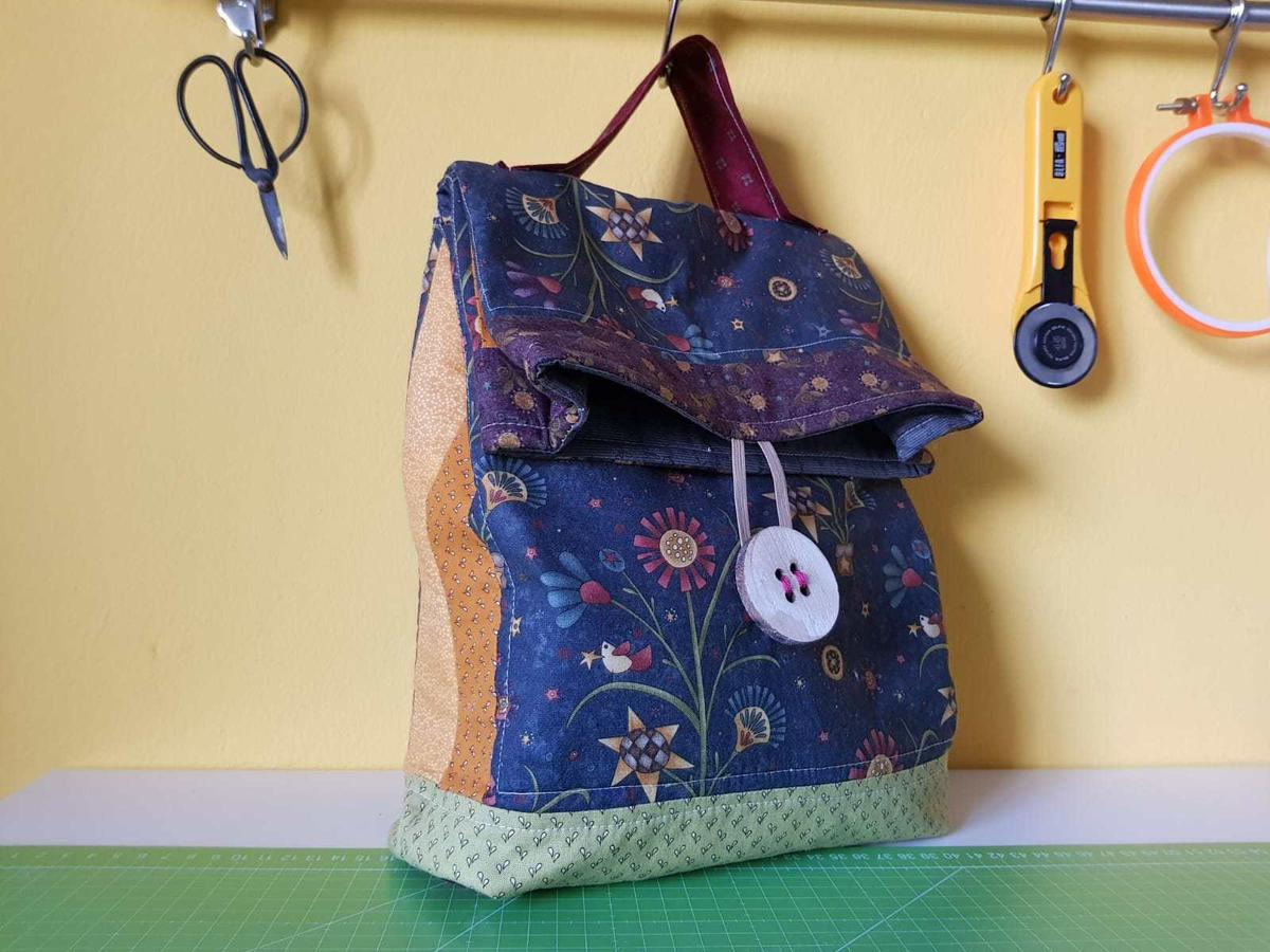 El botón con bolso terminado