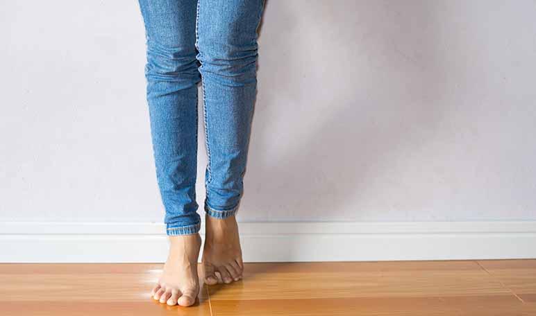 Cómo aliviar el dolor de pies con remedios caseros - Trucos de salud caseros