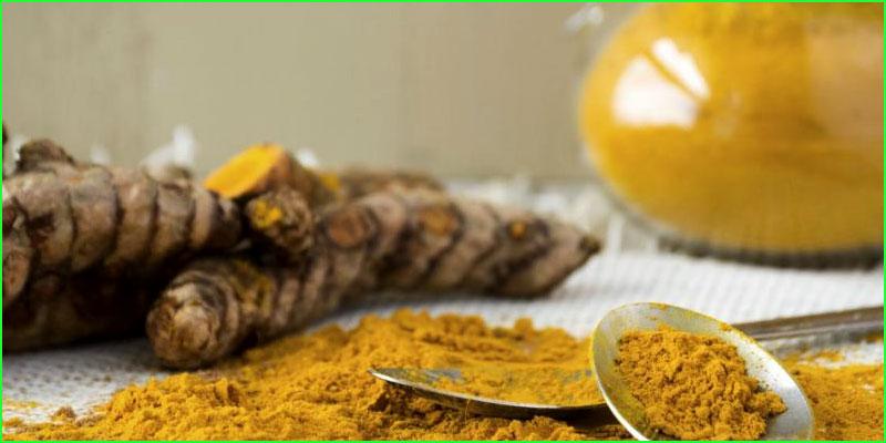 Beneficios y usos de la curcuma en tu cabello