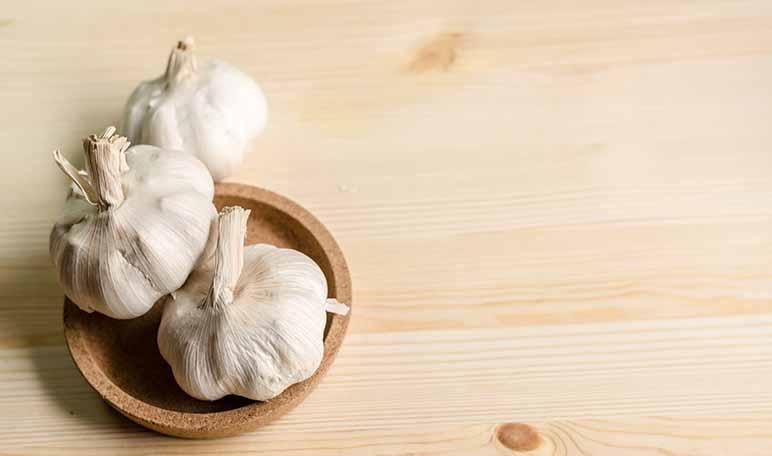 Remedios caseros para el dolor de oídos - Trucos de salud caseros