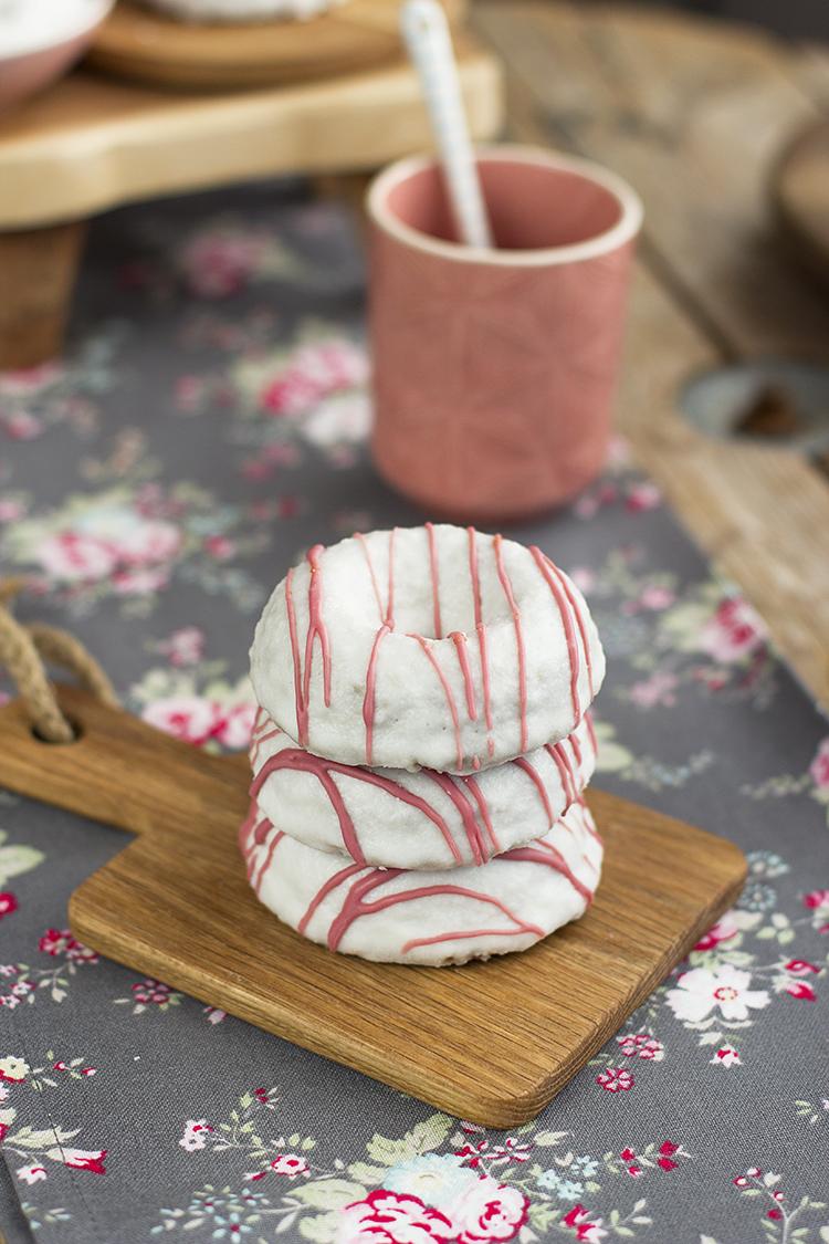 Coconuts Donuts de Vainilla y Cobertura de coco esponjoso y deliciosos