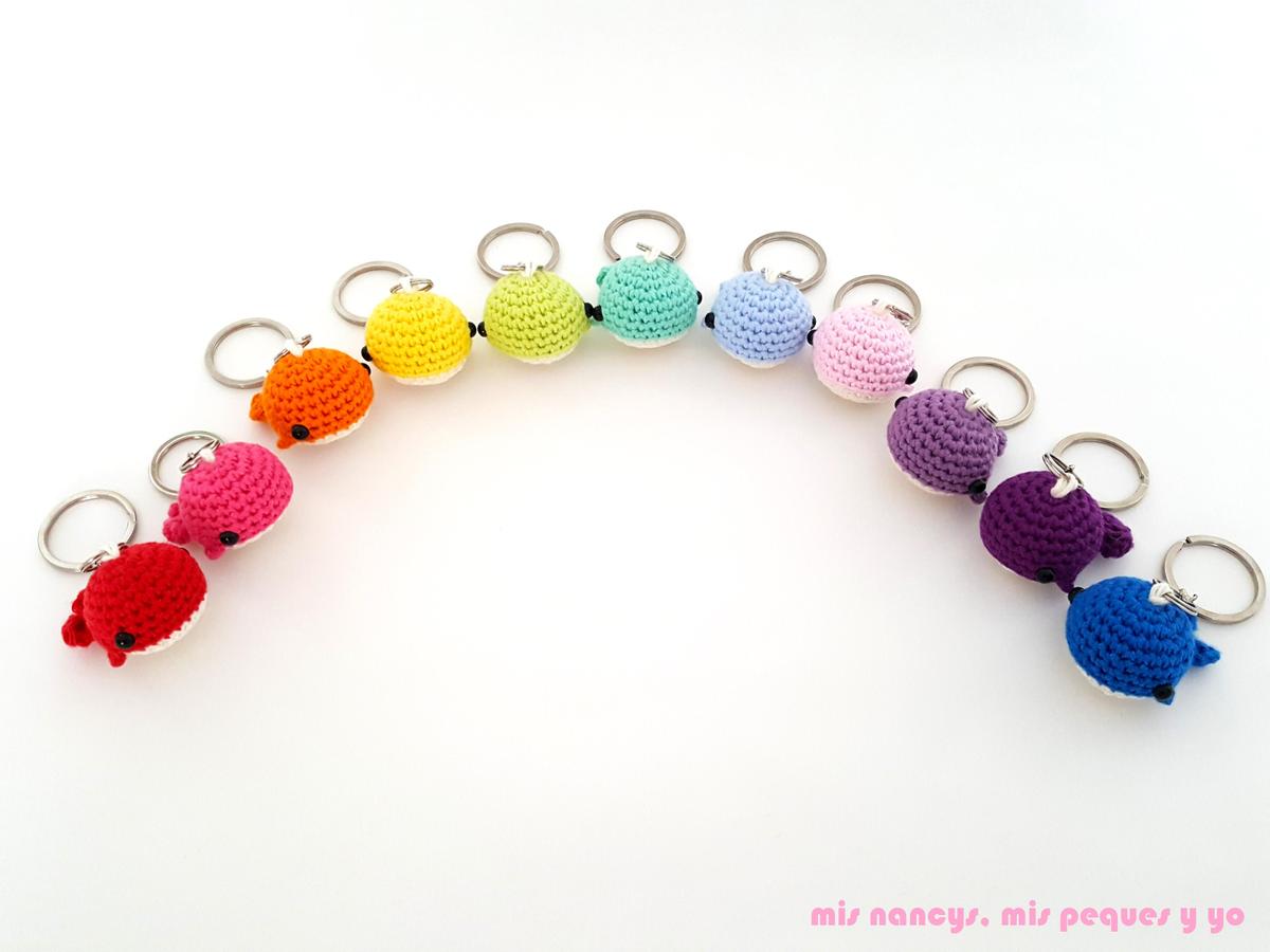 mis nancys, mis peques y yo, ballenitas de ganchillo, llaveros de ballenitas amigurumis