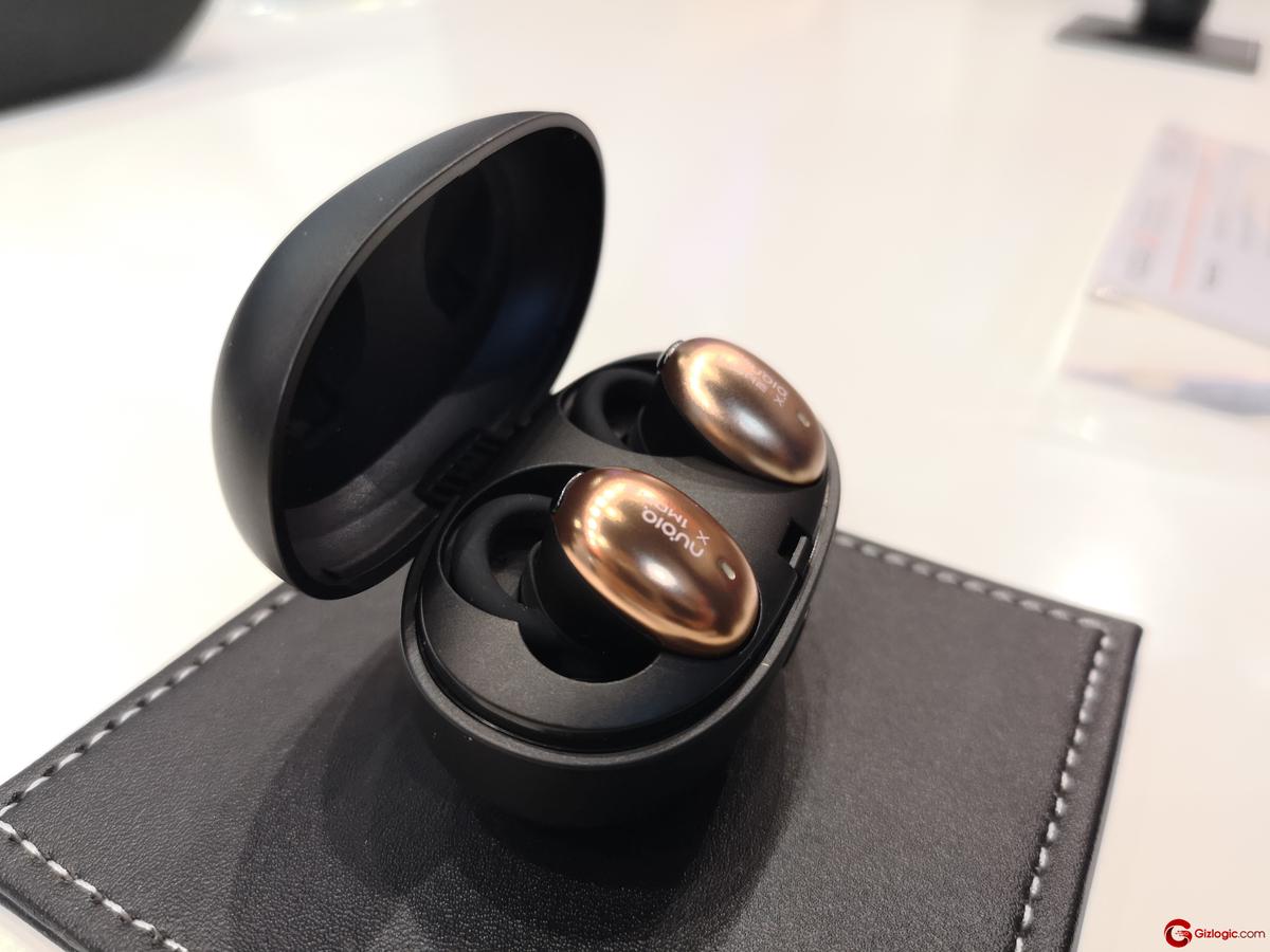 #MWC19: Nubia Alpha, auriculares inalámbricos