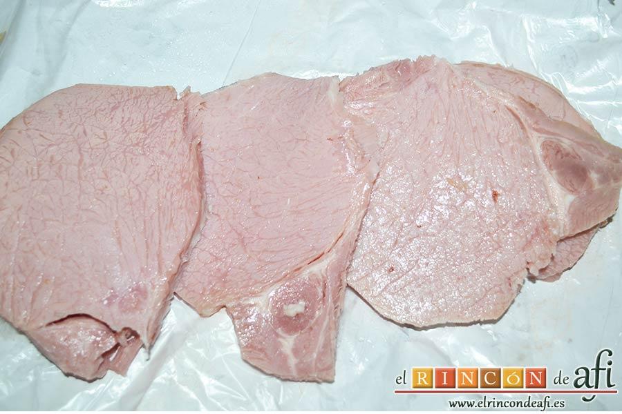 Chuletas de Sajonia con salsa de perejil, preparar las chuletas de Sajonia