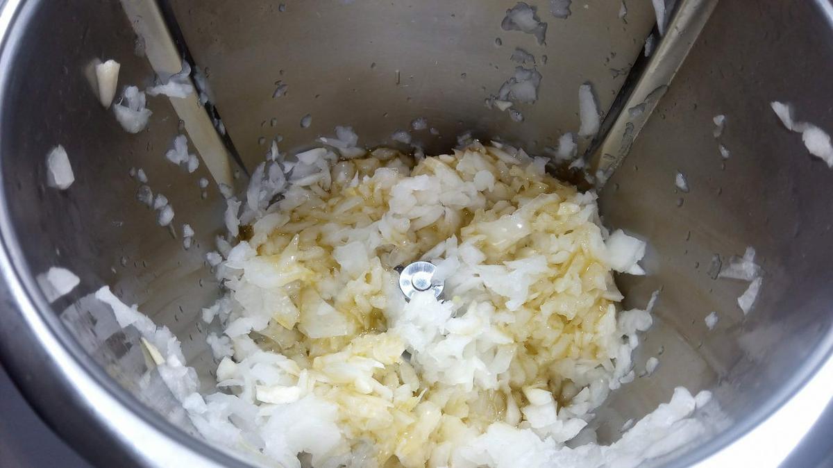 sofreír cebolla pimientos rellenos Thermomix