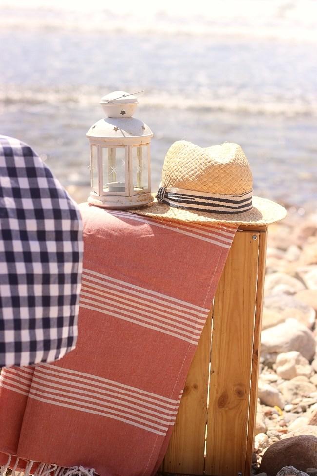 Un bonito momento en la playa con Loft & Table