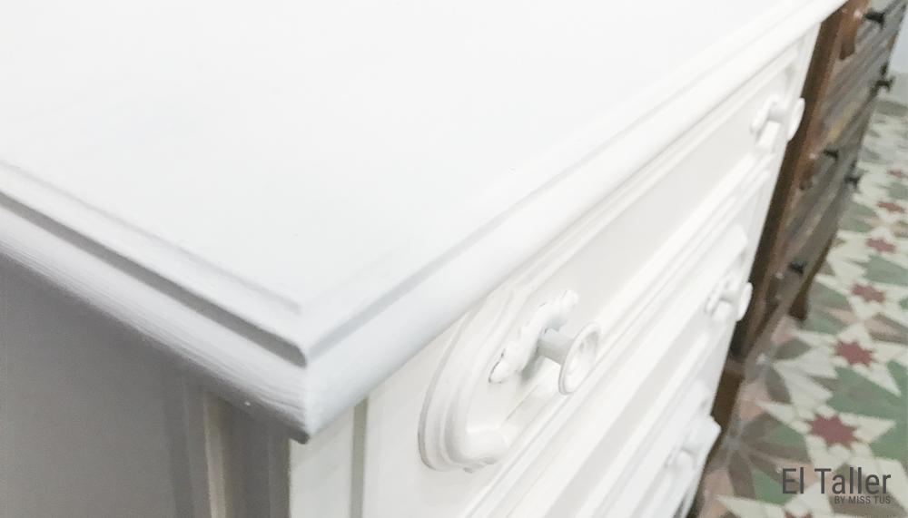 restaurar muebles en blanco con chalk paint