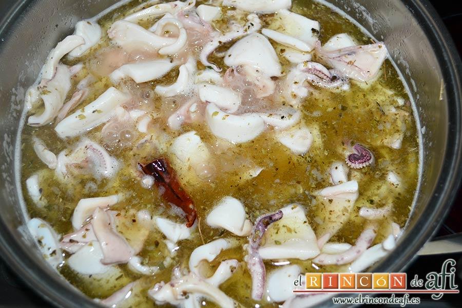 Calamares de mi abuela, remover bien