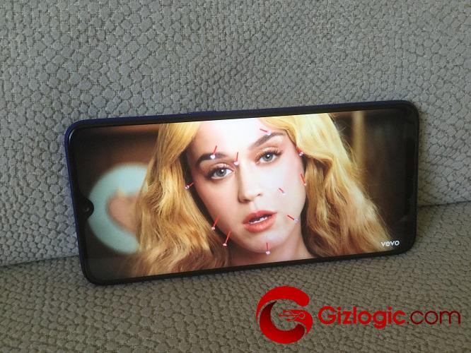 Realme 3 Pro