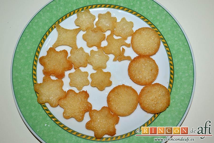 Crema de puerros con espárragos trigueros, resérvalos cuando queden dorados