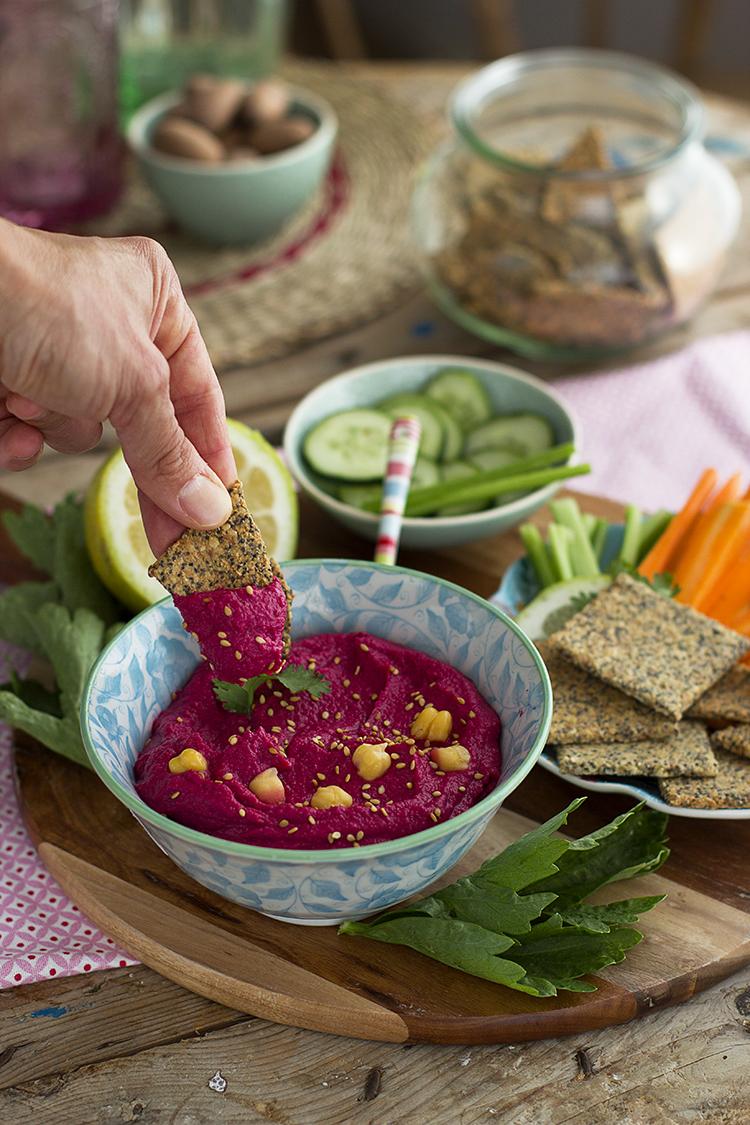 Hummus de Remolacha fácil en solo 5 minutos
