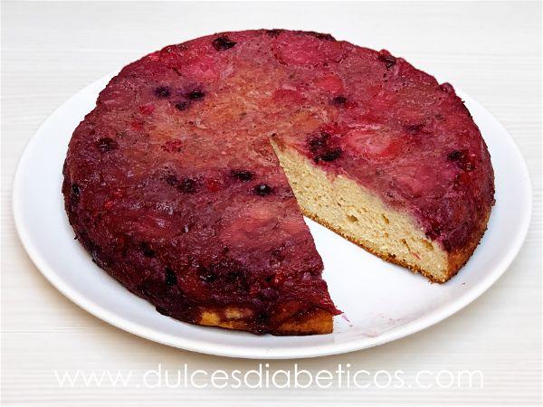 Pastel integral de frutos rojos