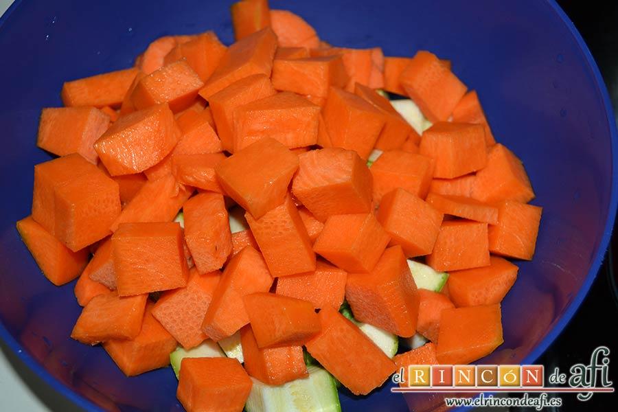 Potaje de jaramagos, pelar y trocear la calabaza y la zanahoria, cortar en cuartos los calabacines