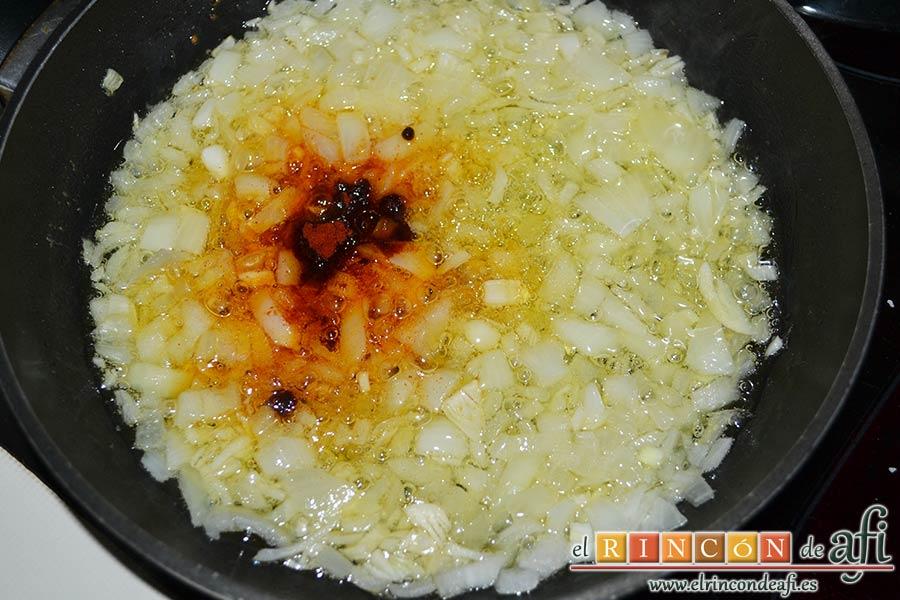 Potaje de jaramagos, añadir una cucharadita de pimentón dulce