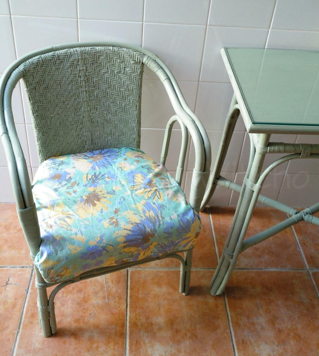 Restauración butacas y mesa