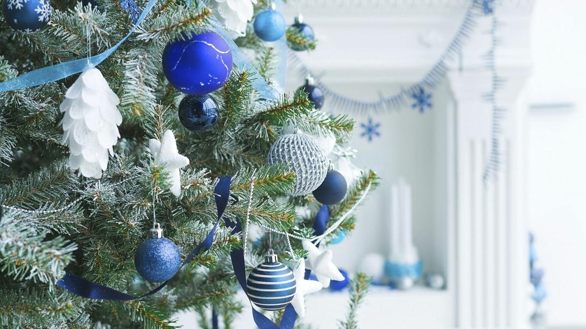 árbol navidad azul blanco