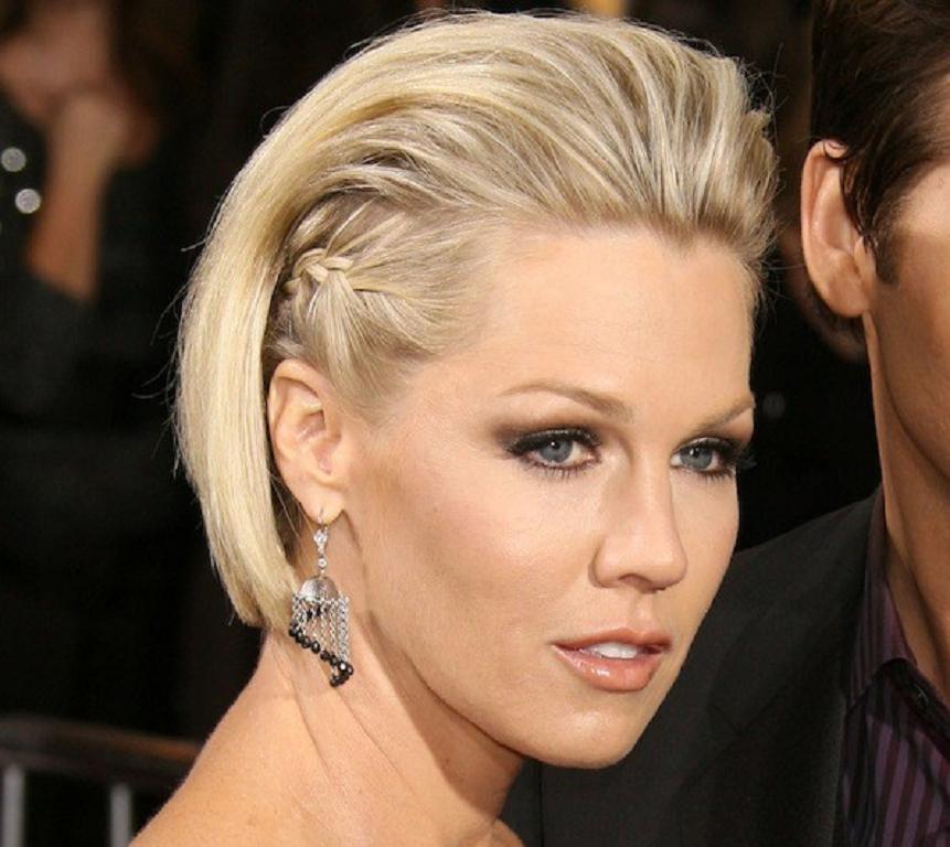 Peinados media melena flequillo con volumen