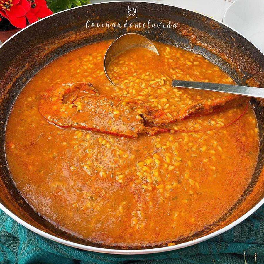 ARROZ CALDOSO CON BOGAVANTE