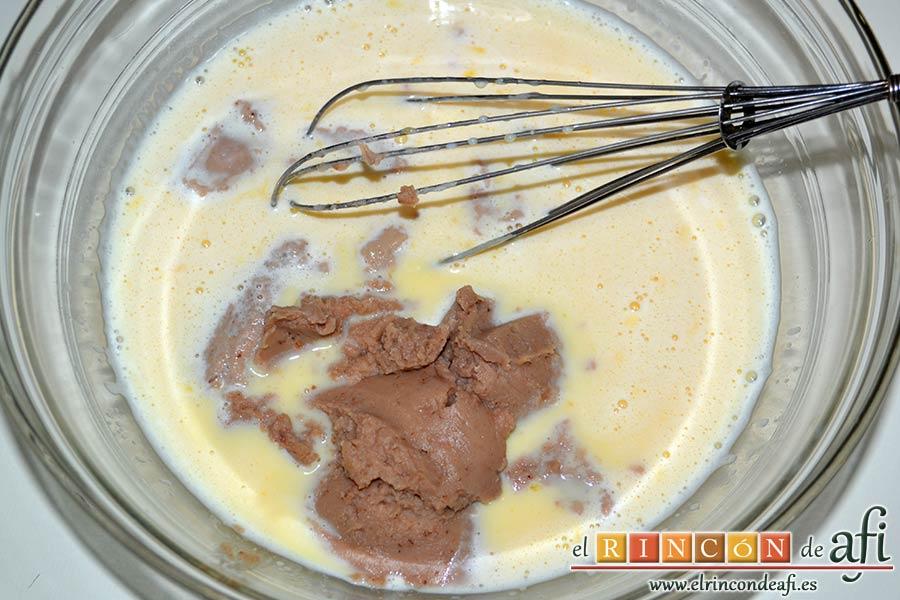 Pudin de castañas, añadir el puré de castañas