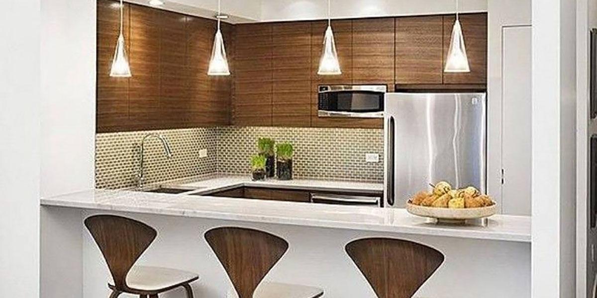 Cocina con barra cerrada