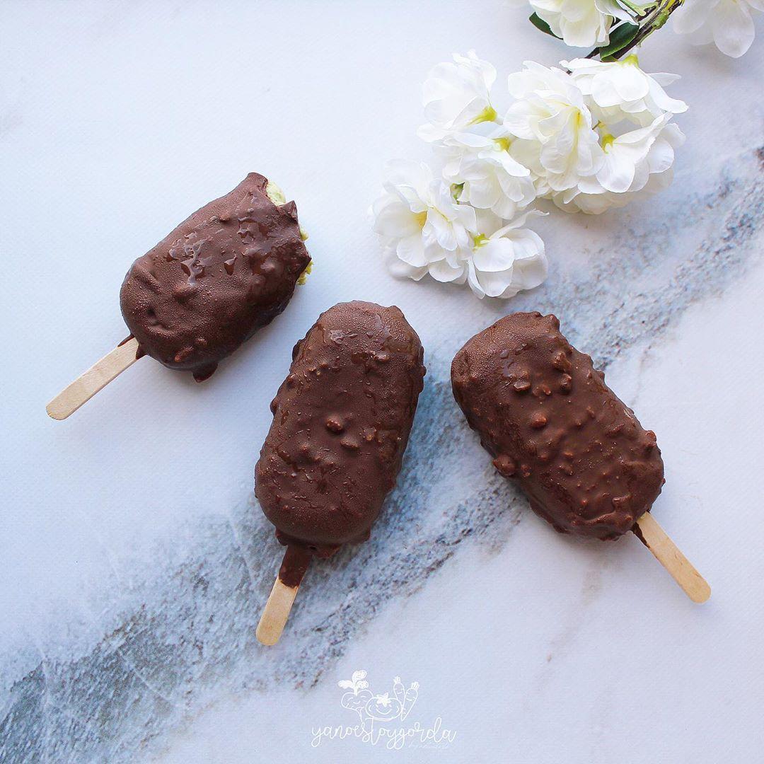 MAGNUM DE AGUACATE Y PLÁTANO CON NUECES