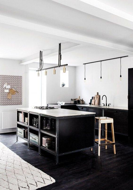 Suelo negro para decorar tu casa