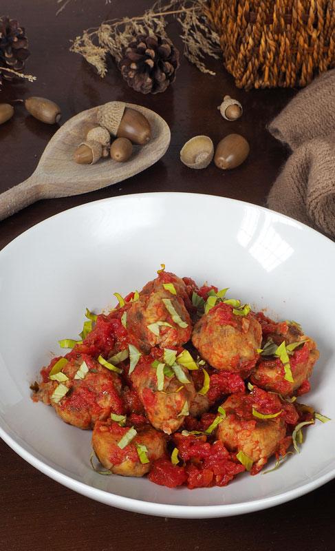 paso a paso albondigas de berenjena con salsa de tomate